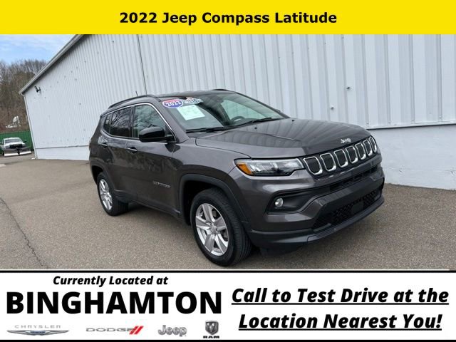 Used 2022 Jeep Compass Latitude AWD/4WD image 2