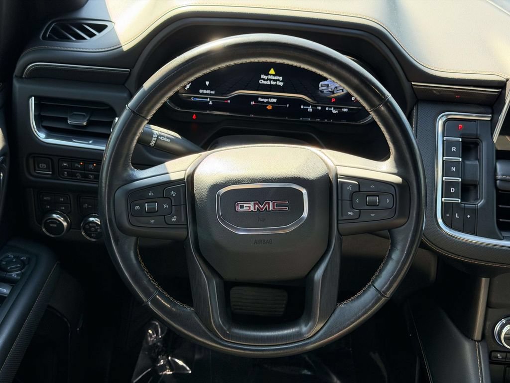 Used 2023 GMC Yukon XL AT4 w/ Technology Package AWD/4WD image 21