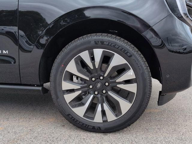 New 2025 Ford Expedition Max Platinum w/ Driver's Package AWD/4WD image 12