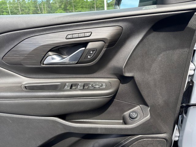 Used 2023 GMC Terrain SLT w/ Tech Package image 20