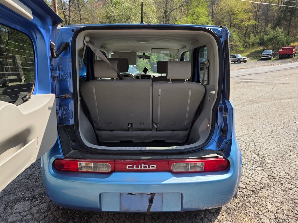 Used 2013 Nissan Cube 1.8 S w/ Interior Designer Pkg FWD image 12