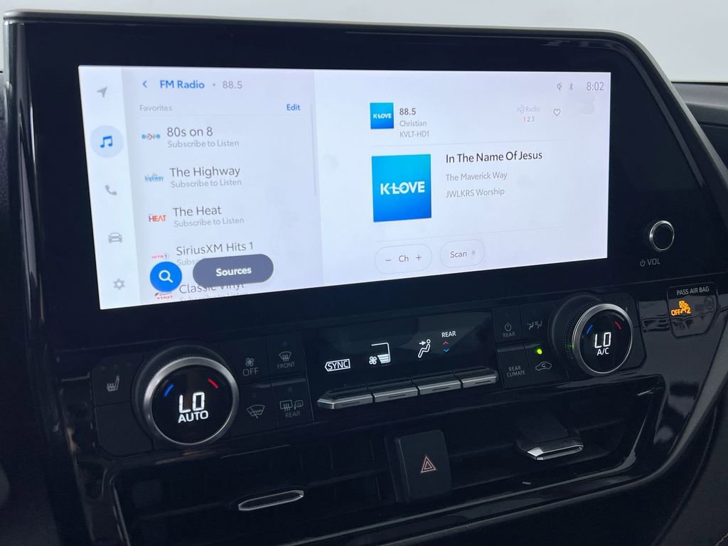 Used 2023 Toyota Highlander Bronze Edition image 18