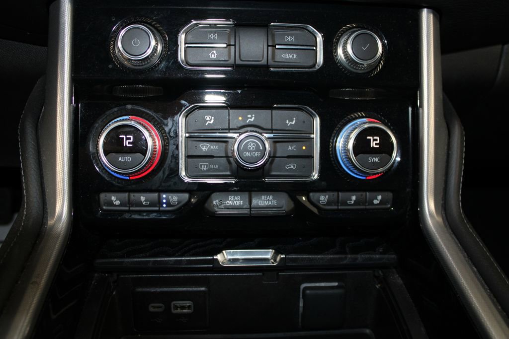 Used 2024 GMC Yukon Denali image 33