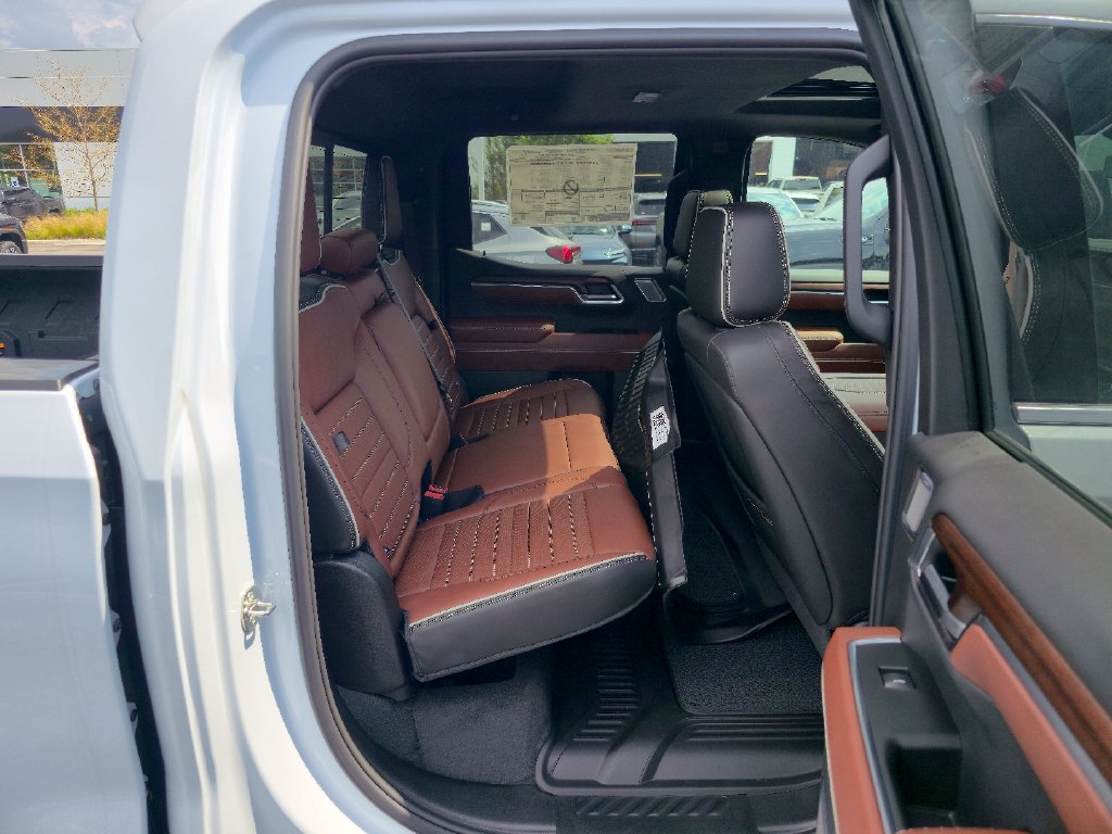 New 2026 GMC Sierra 1500 Denali Ultimate w/ LPO, Black Badging Package AWD/4WD image 27