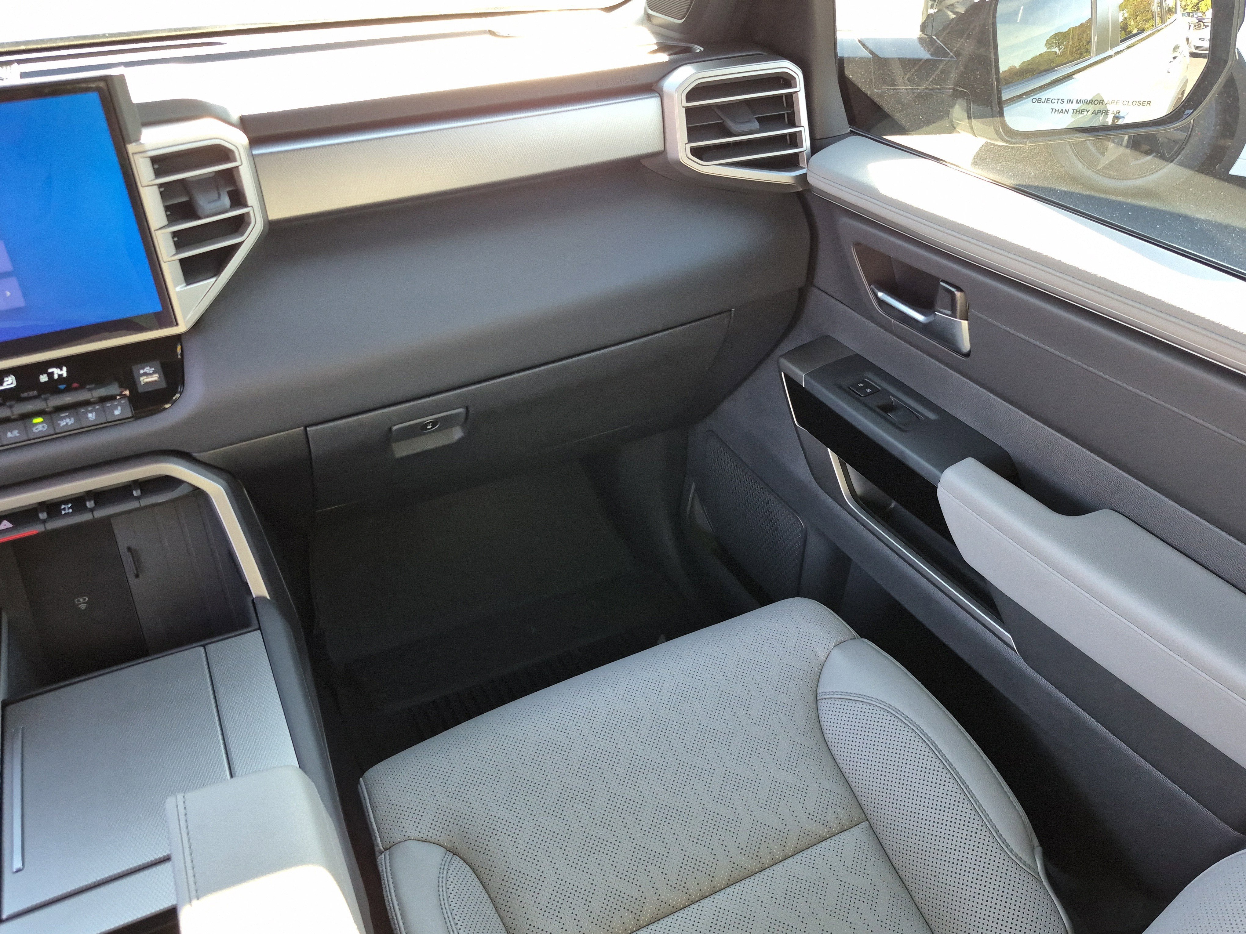 Used 2025 Toyota Sequoia Limited image 23