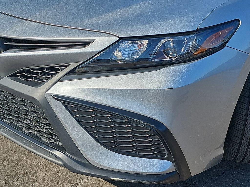Used 2024 Toyota Camry SE image 34