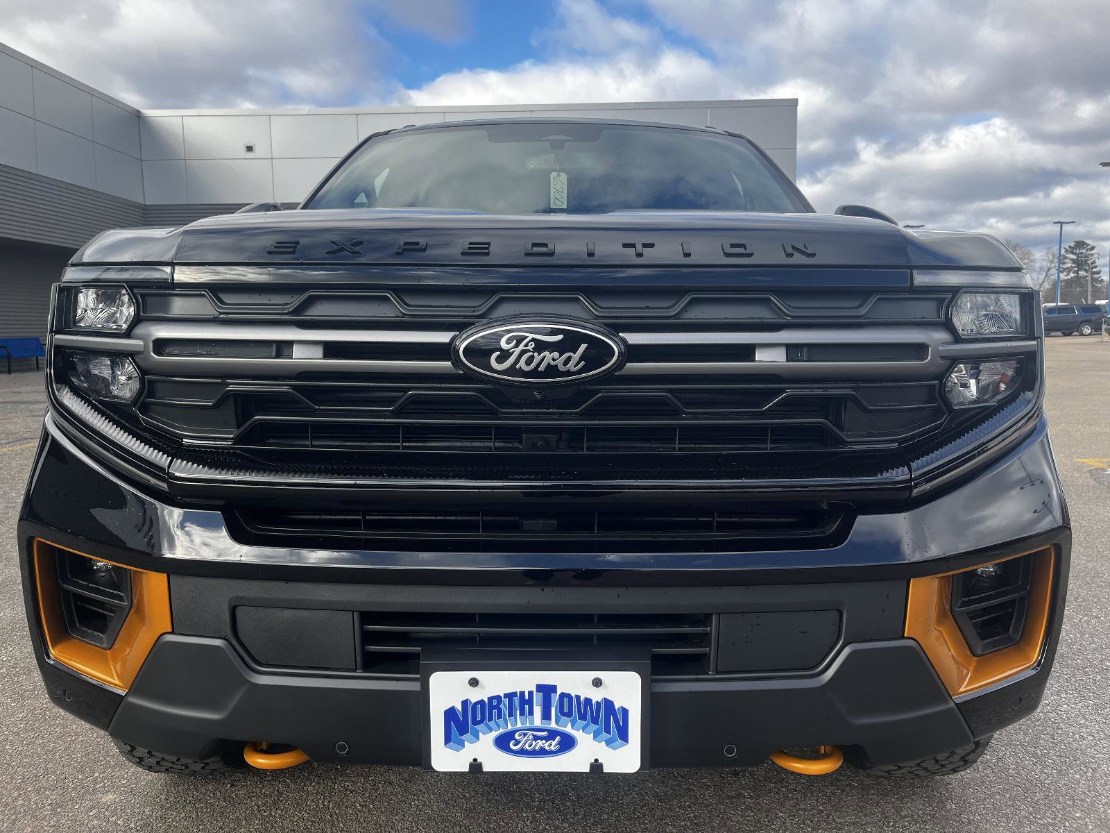 New 2026 Ford Expedition Tremor image 3