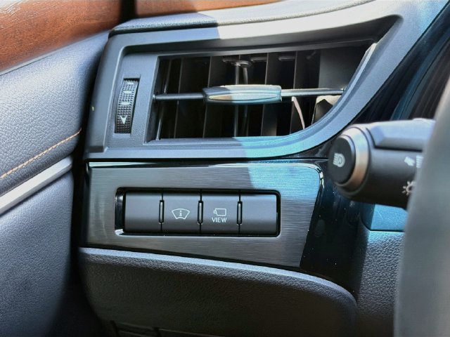 Used 2025 Lexus ES 350 w/ Technology Package FWD image 35
