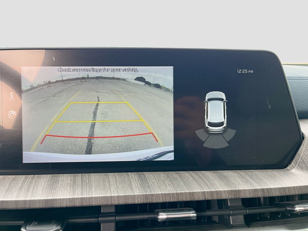 Used 2023 Kia Telluride EX w/ EX Captain's Chair Package image 14