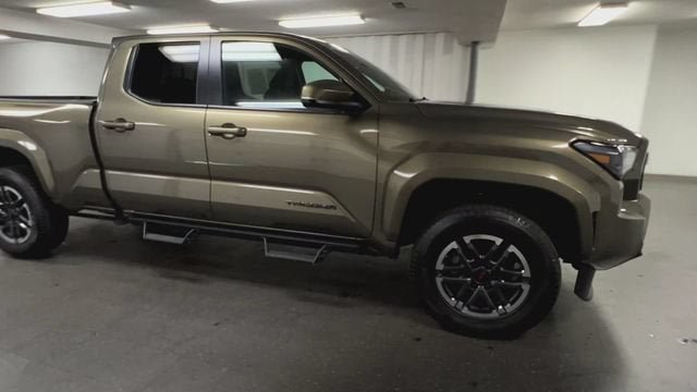 Used 2026 Toyota Tacoma TRD Sport w/ TRD Sport Upgrade Package AWD/4WD image 2
