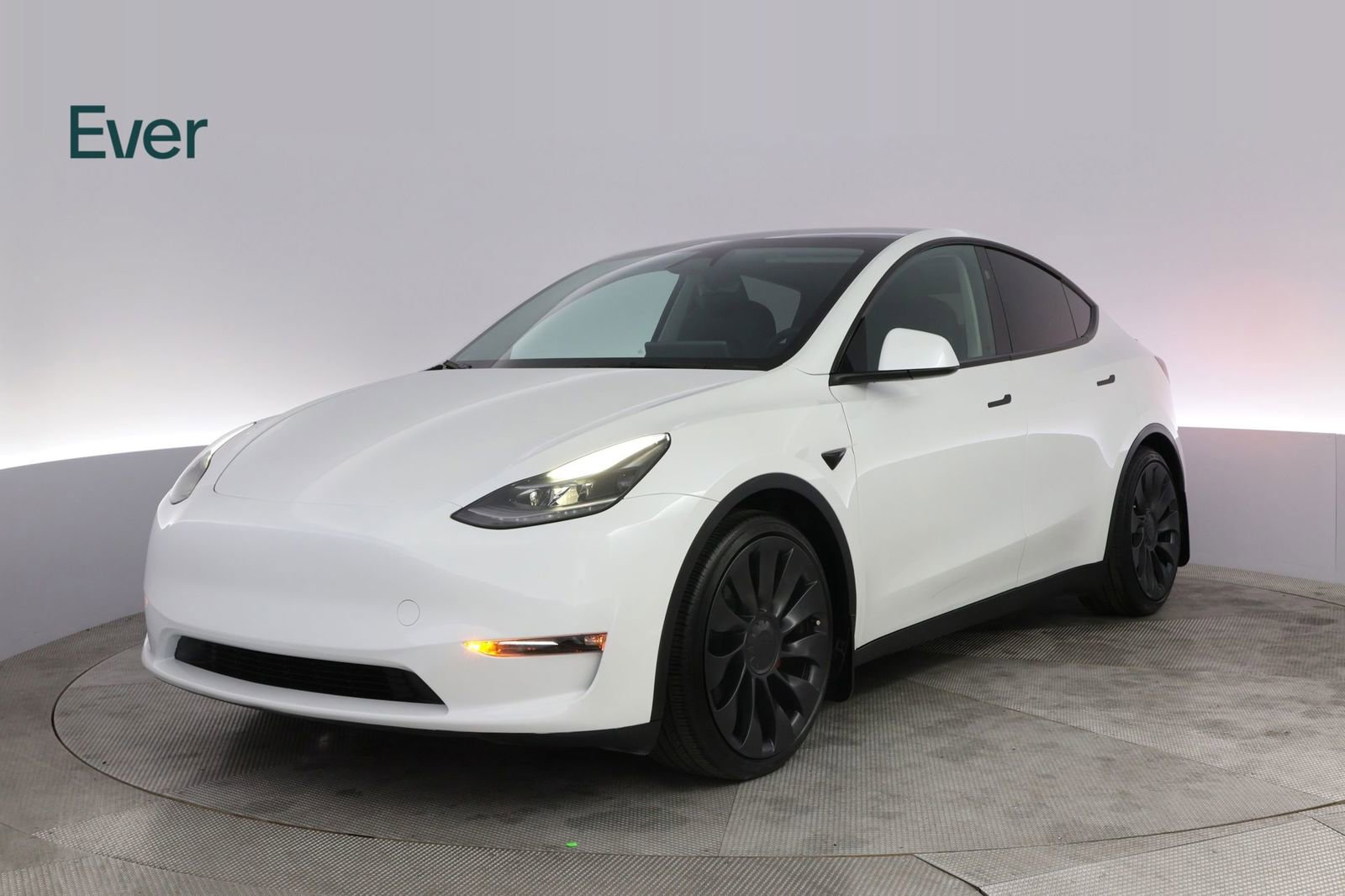 Used 2024 Tesla Model Y Performance AWD/4WD image 2