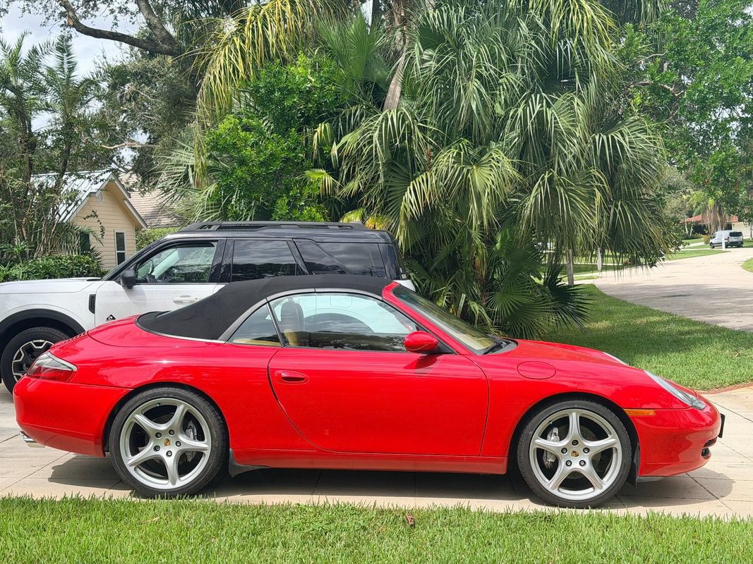 Used 2000 Porsche 911 Carrera 4 AWD/4WD image 4