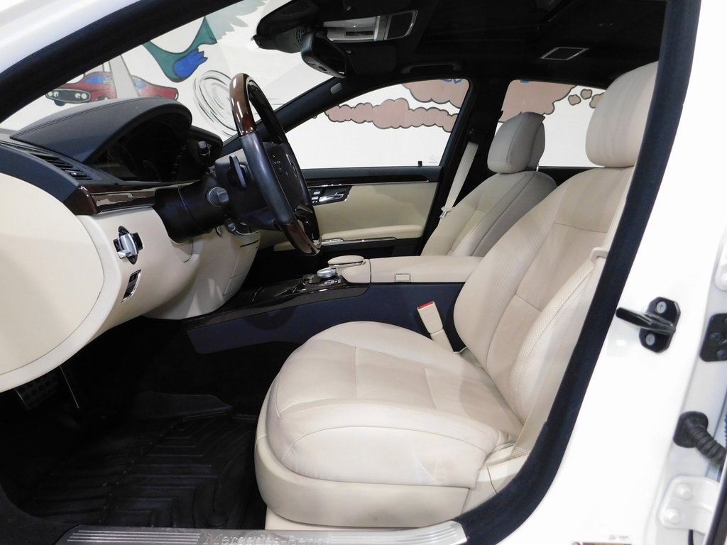 Used 2012 Mercedes-Benz S 550 4MATIC image 30