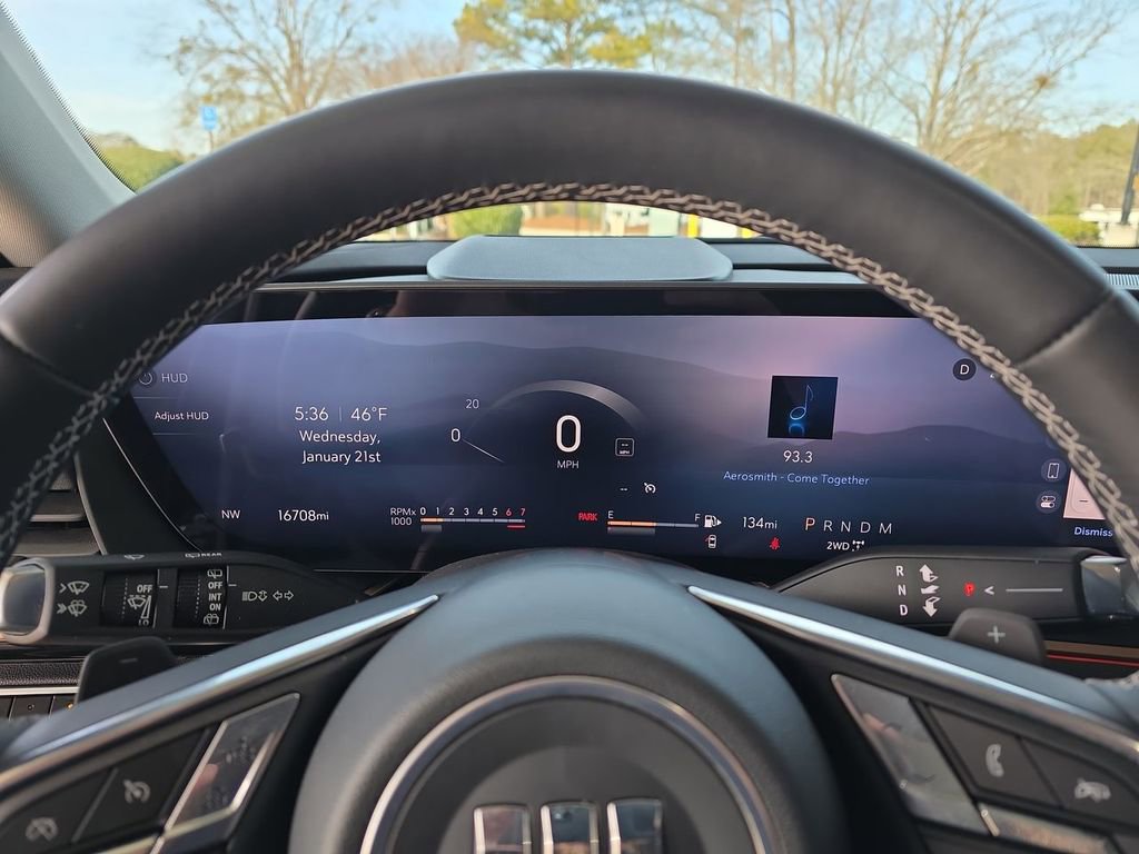 Certified 2025 Buick Envision Sport Touring image 11