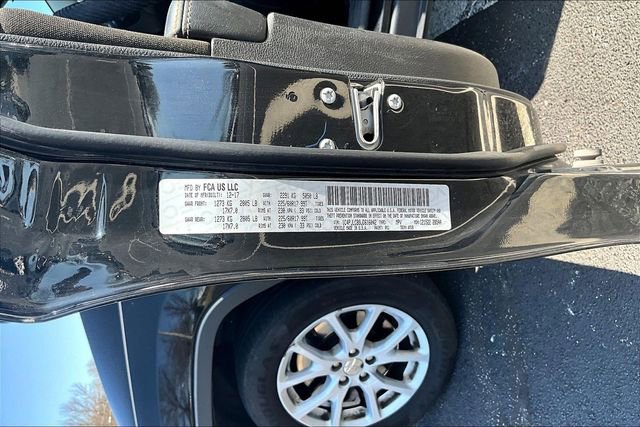 Used 2018 Jeep Cherokee Latitude FWD image 4