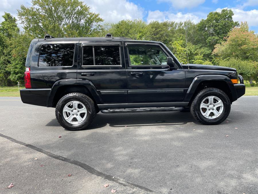Used 2007 Jeep Commander Sport image 17