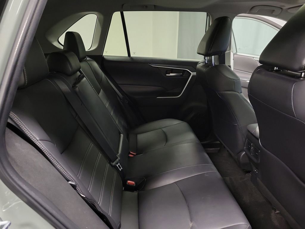 Used 2023 Toyota RAV4 XLE Premium image 22
