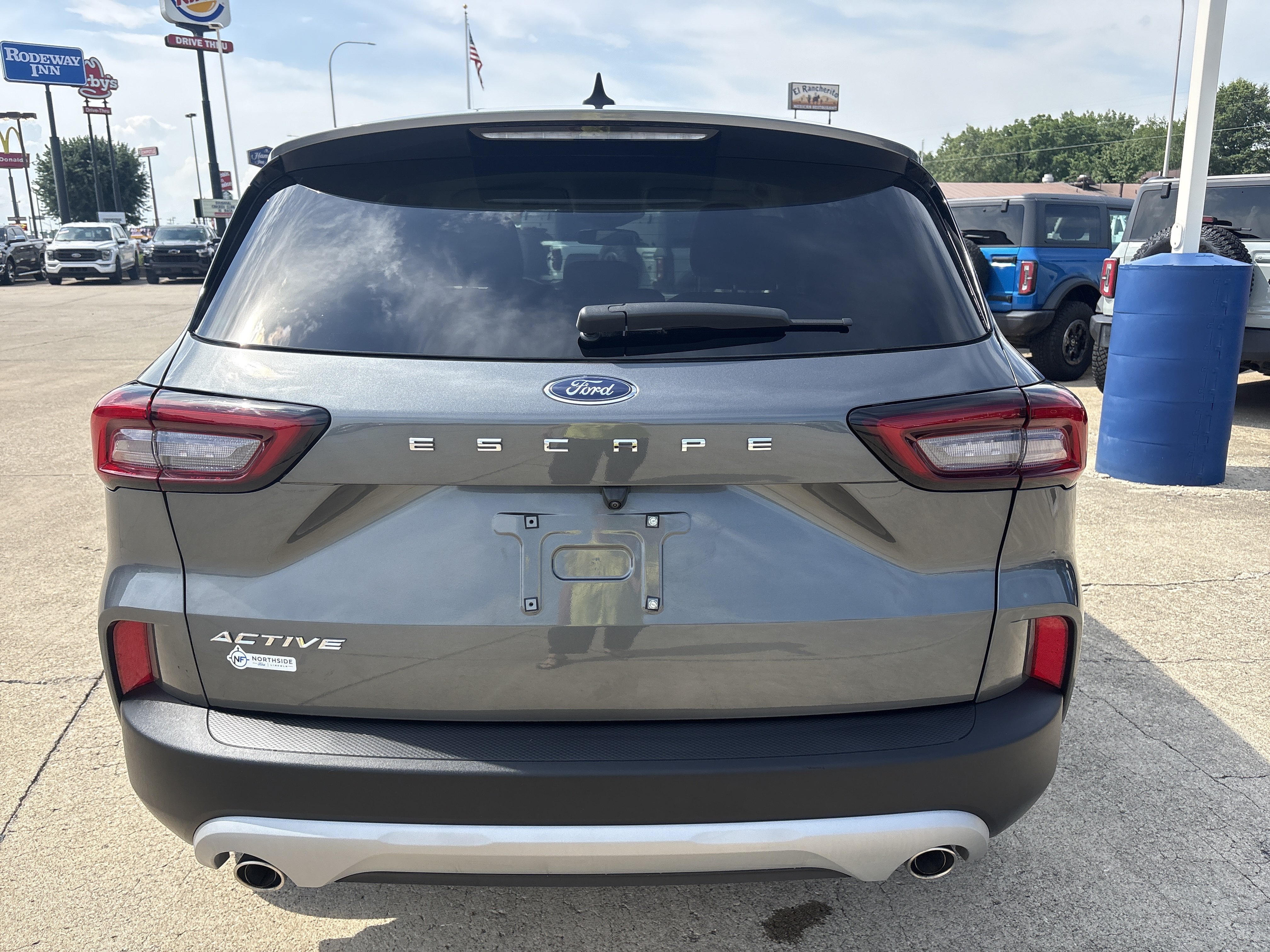 Used 2025 Ford Escape Active FWD image 4