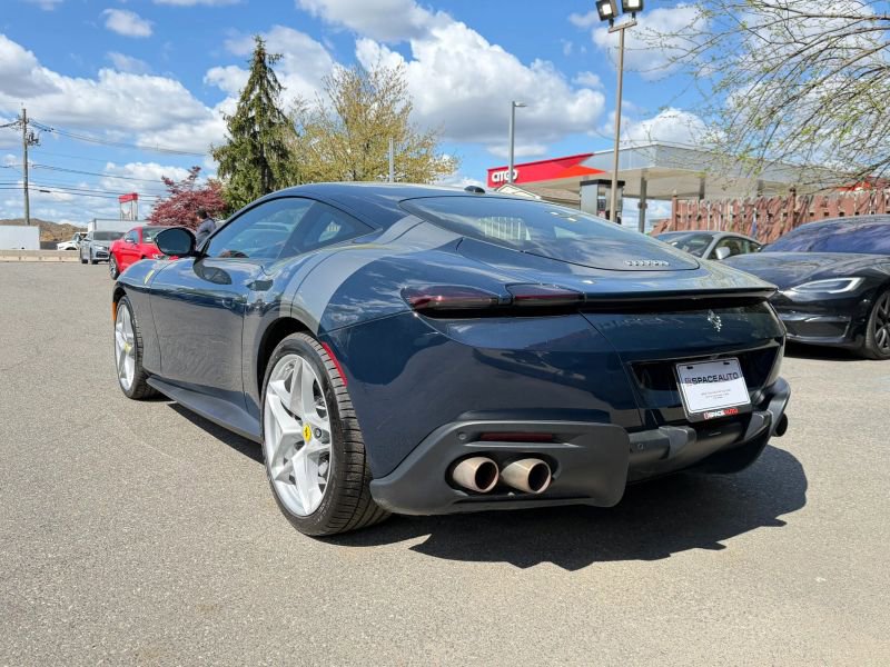 Used 2024 Ferrari Roma RWD image 8