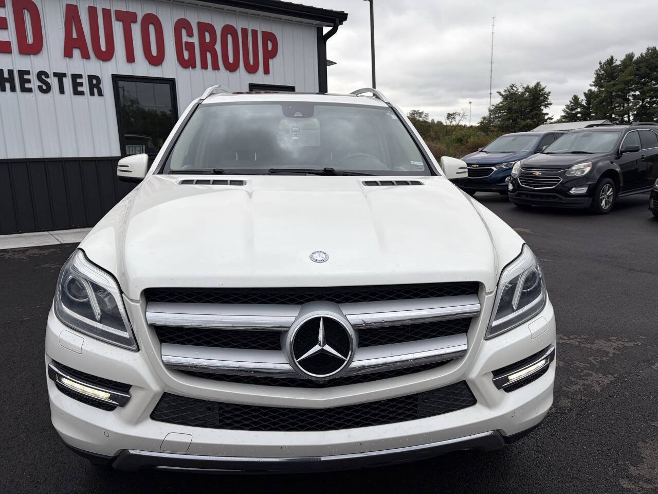Used 2014 Mercedes-Benz GL 450 4MATIC image 3