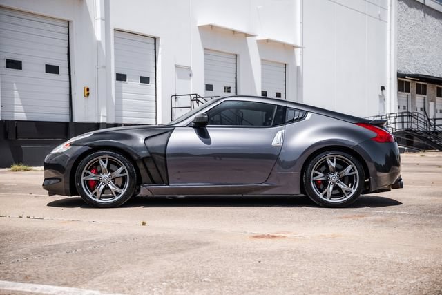 Used 2010 Nissan 370Z Touring w/ Sport Pkg RWD image 46