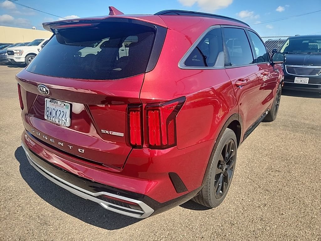 Certified 2021 Kia Sorento SX FWD image 14