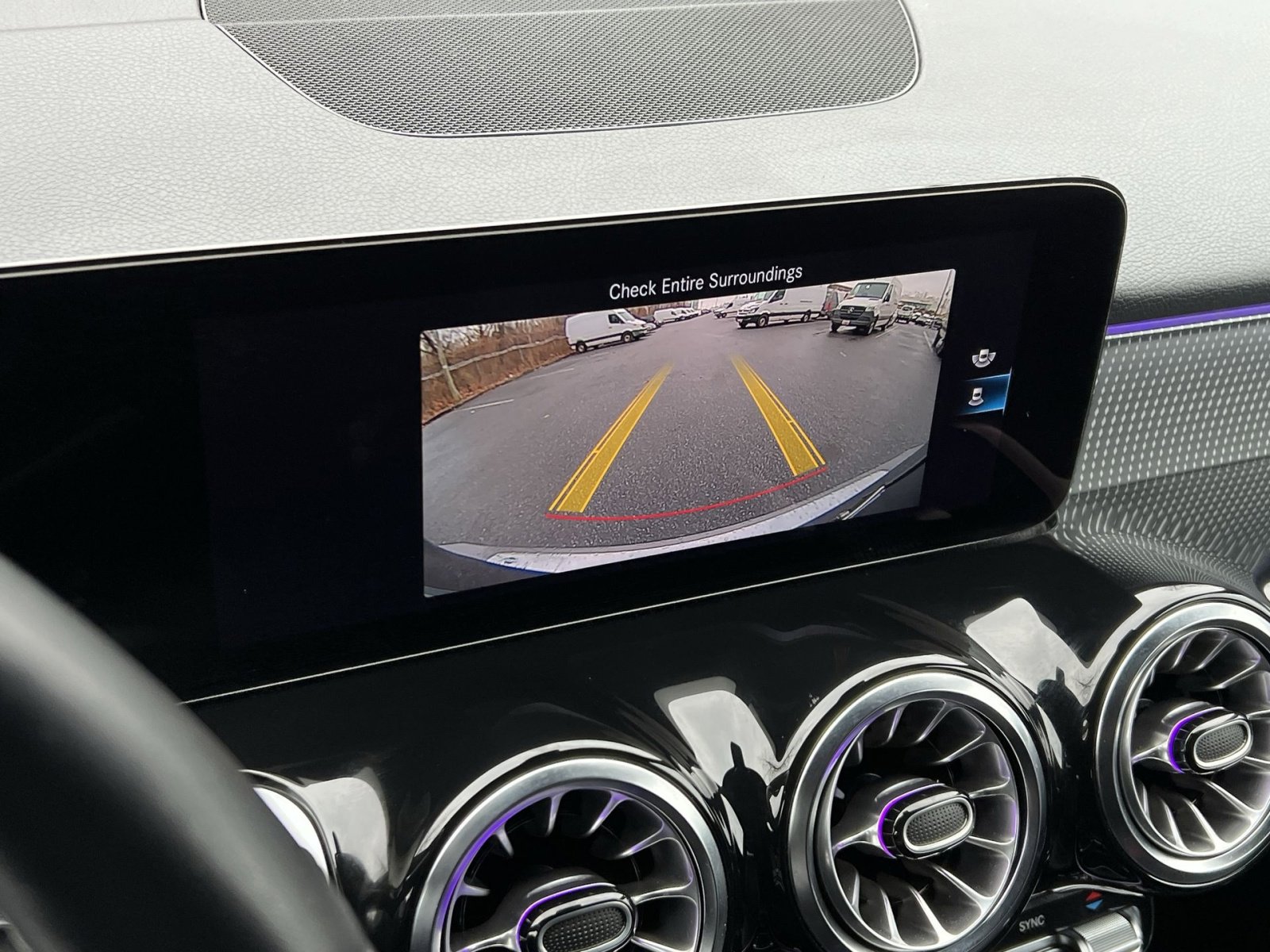 Certified 2022 Mercedes-Benz GLB 250 4MATIC image 17