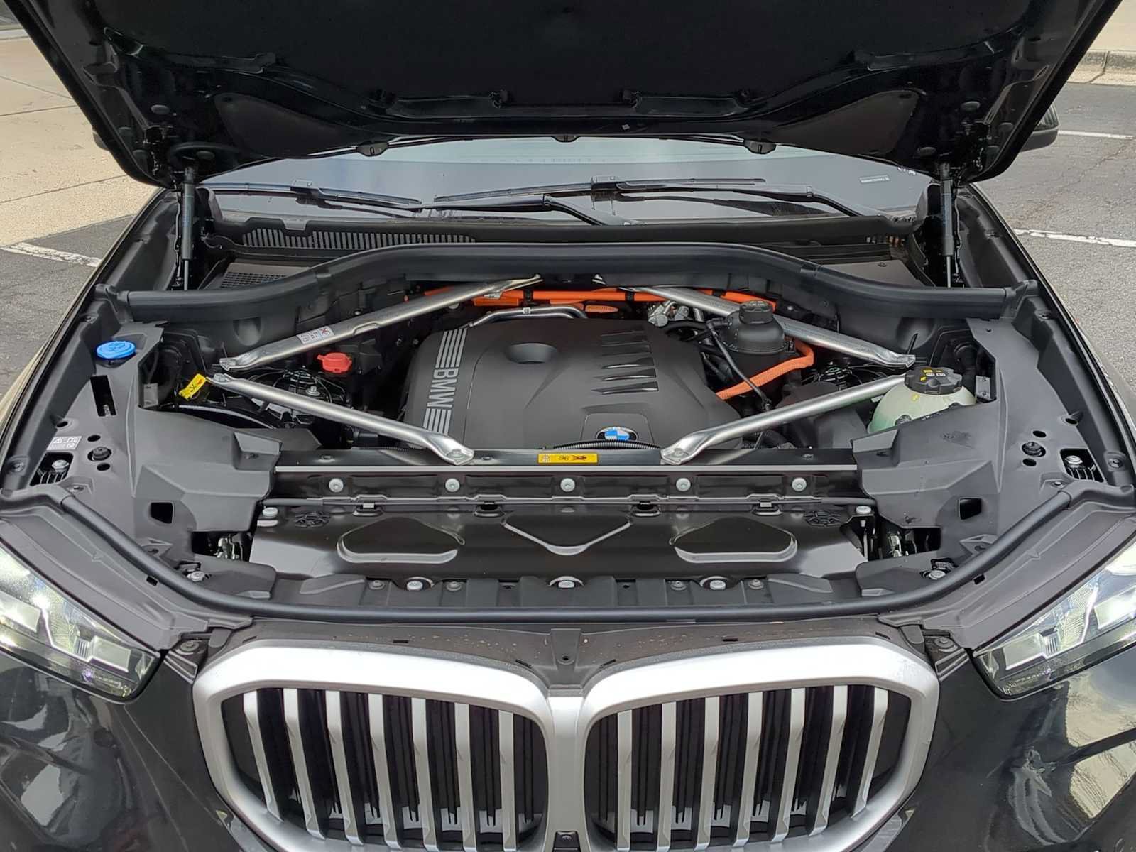 Used 2026 BMW X5 xDrive50e w/ Premium Package AWD/4WD image 15