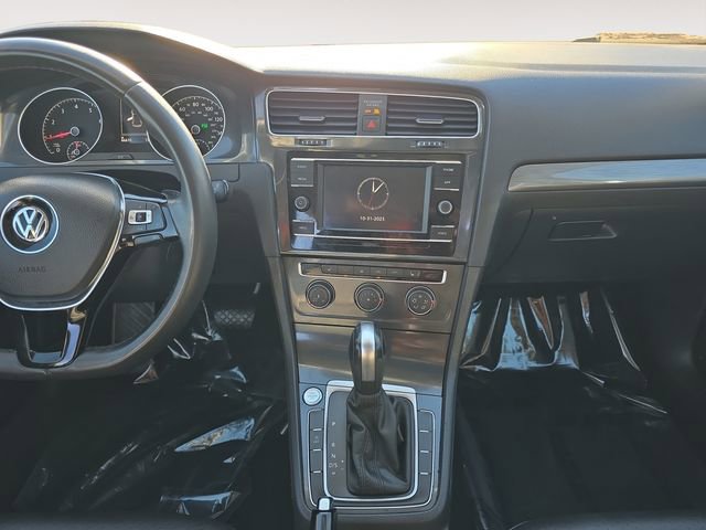 Used 2020 Volkswagen Golf 4-Door image 11