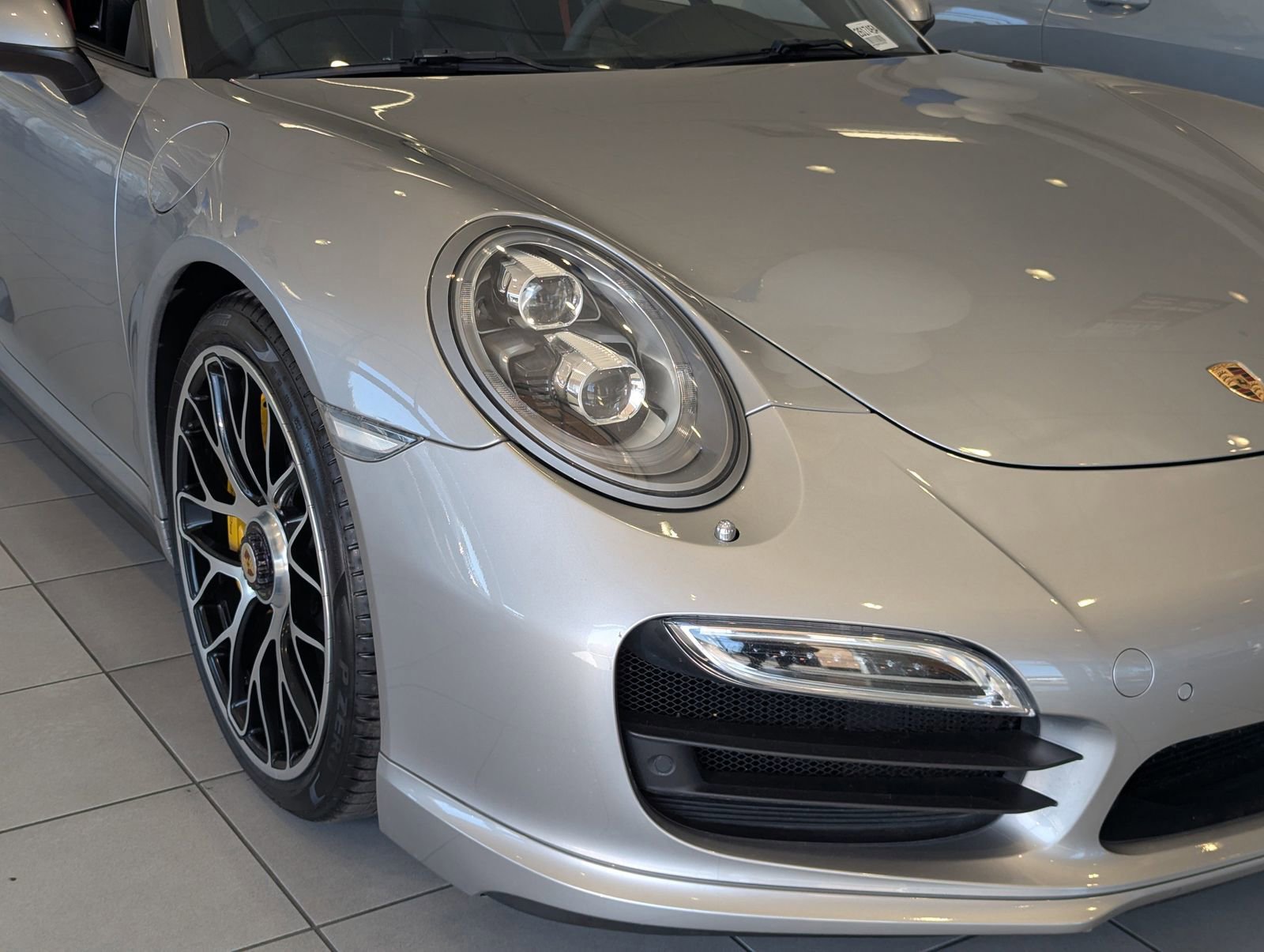 Used 2014 Porsche 911 Turbo AWD/4WD image 8
