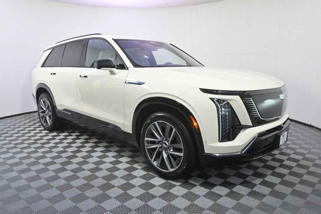 New 2027 Cadillac Vistiq Sport w/ LPO, Floor Liner Package AWD/4WD image 8