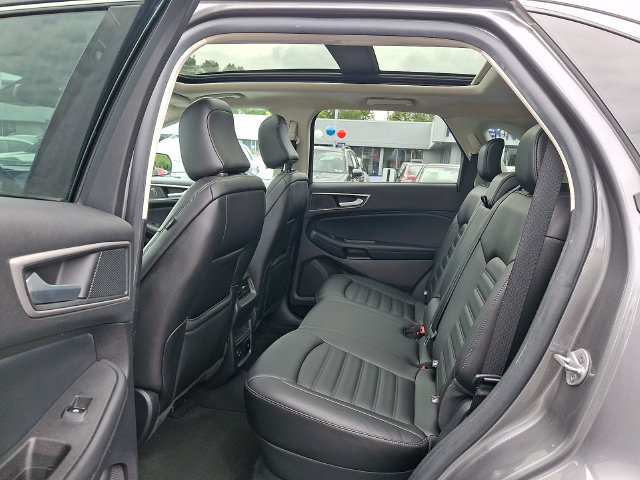 Used 2021 Ford Edge SEL w/ Convenience Package AWD/4WD image 40