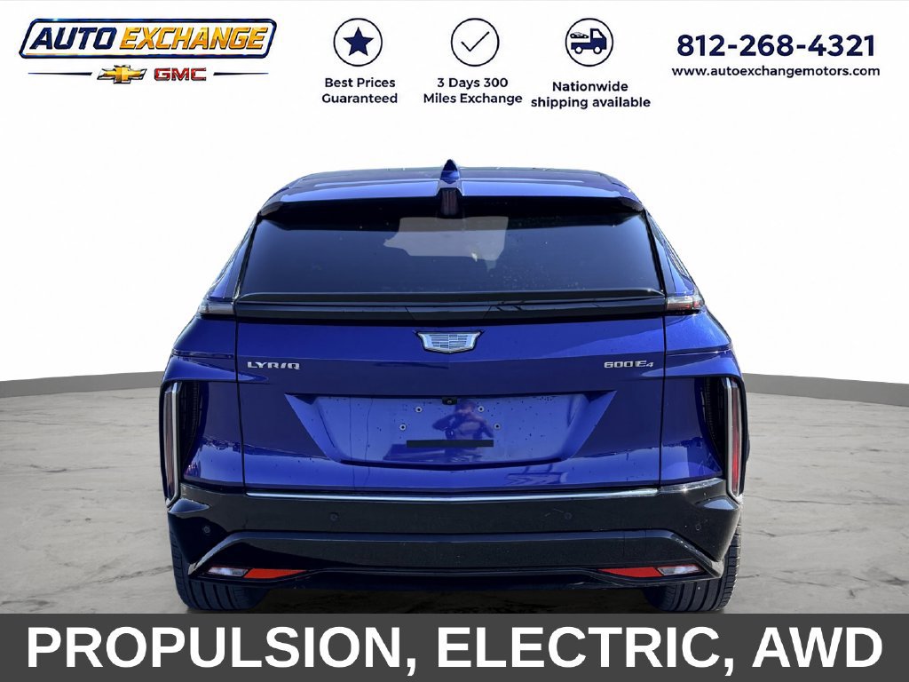 Used 2024 Cadillac Lyriq Tech AWD/4WD image 4