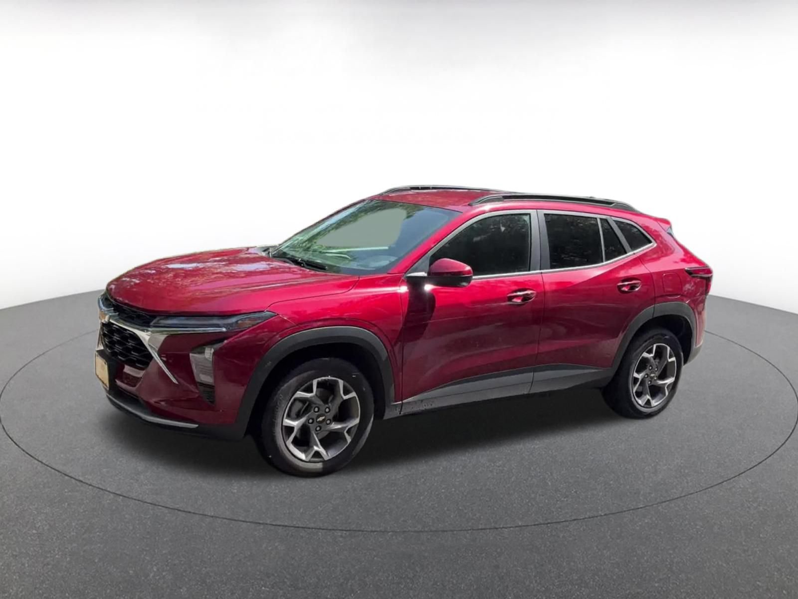 Used 2025 Chevrolet Trax LT w/ LT Convenience Package FWD image 8