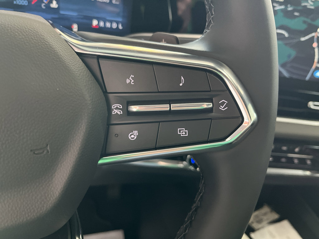 New 2026 Chevrolet Equinox LT w/ Convenience Package II FWD image 20