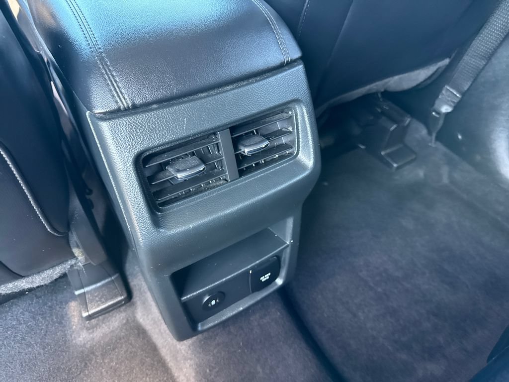 Used 2023 Ford Edge SEL w/ Convenience Package AWD/4WD image 19
