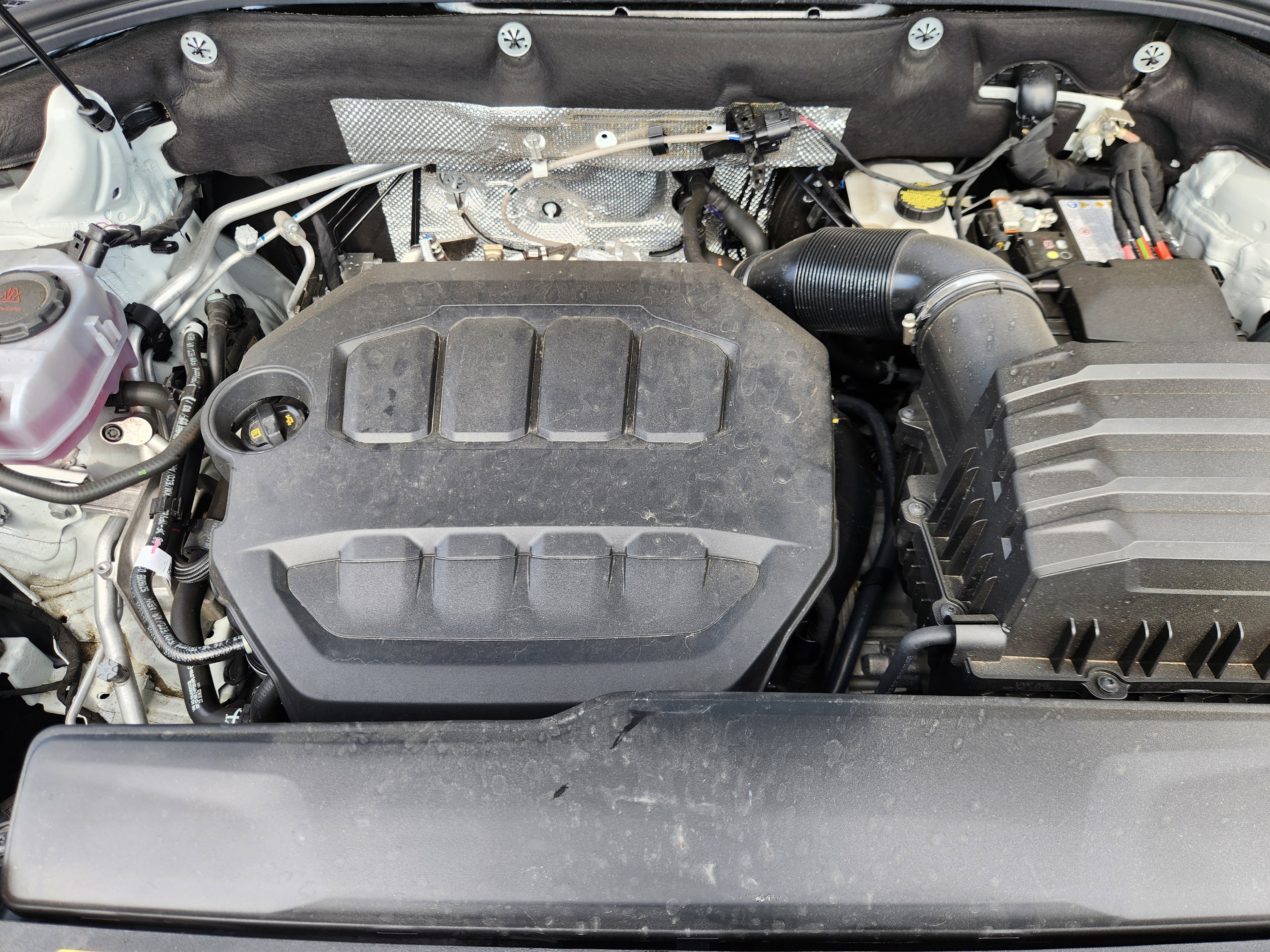 Certified 2025 Volkswagen Atlas Peak Edition SE AWD/4WD image 19