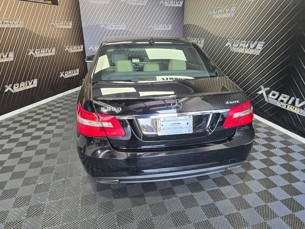 Used 2012 Mercedes-Benz E 350 4MATIC Sedan image 11