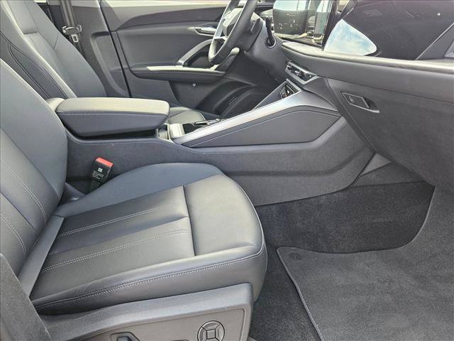 Certified 2025 Audi Q5 Premium w/ Convenience Package AWD/4WD image 21