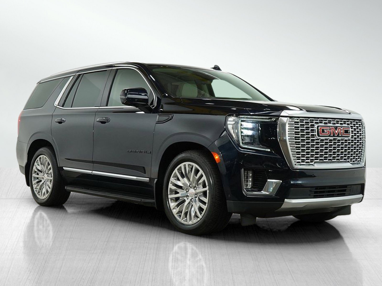 Used 2023 GMC Yukon Denali image 8