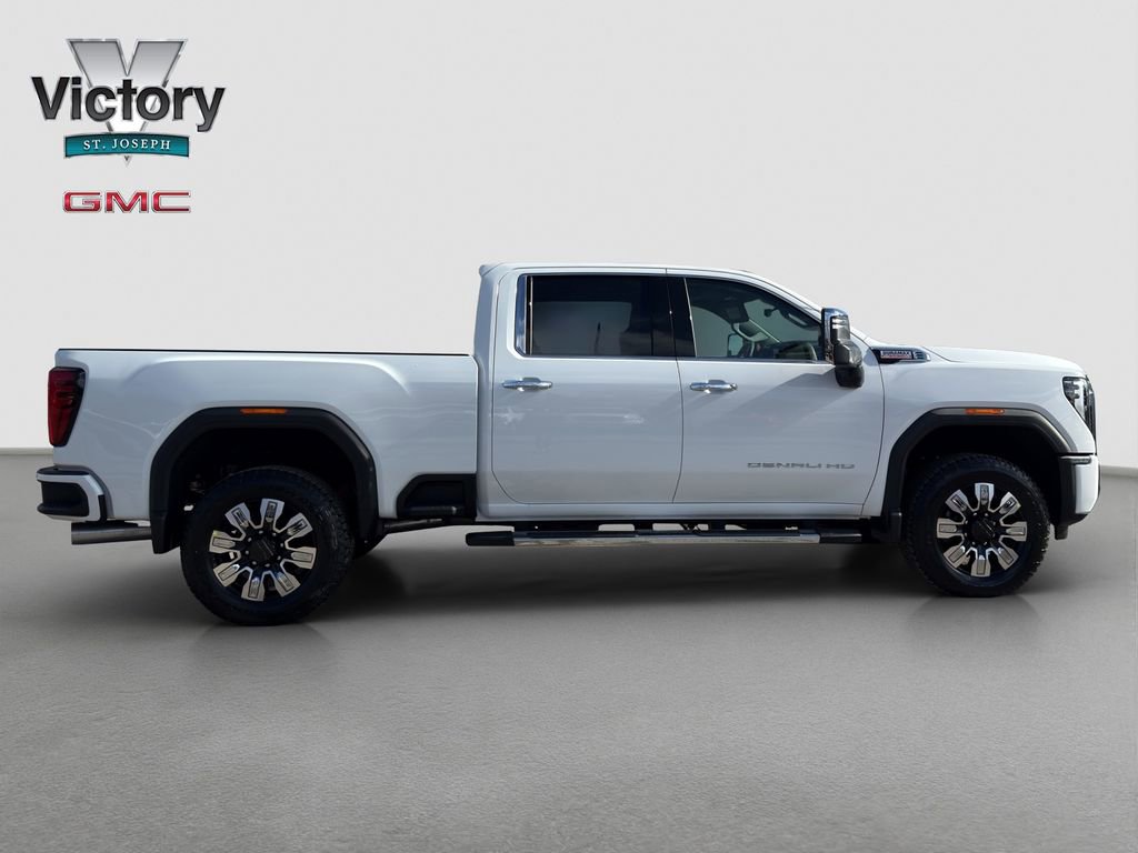 New 2026 GMC Sierra 2500 Denali w/ Denali Reserve Package AWD/4WD image 17