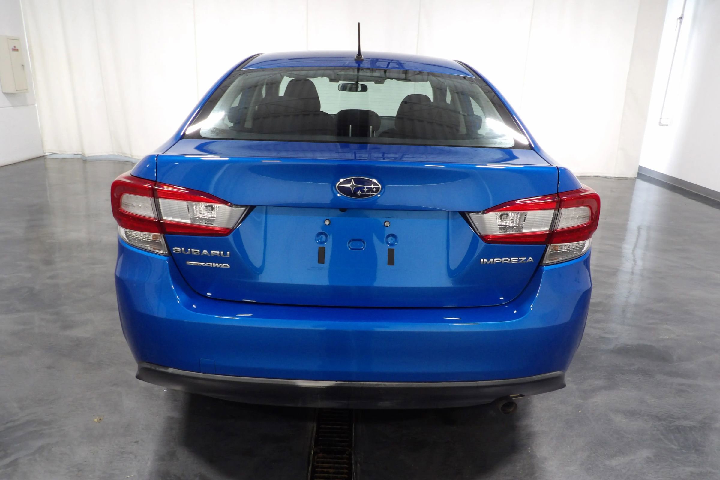 Used 2020 Subaru Impreza 2.0i image 5