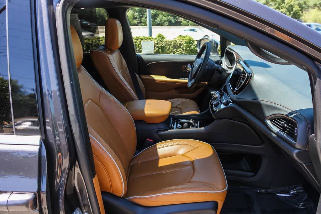 Used 2022 Chrysler Pacifica Pinnacle FWD image 19