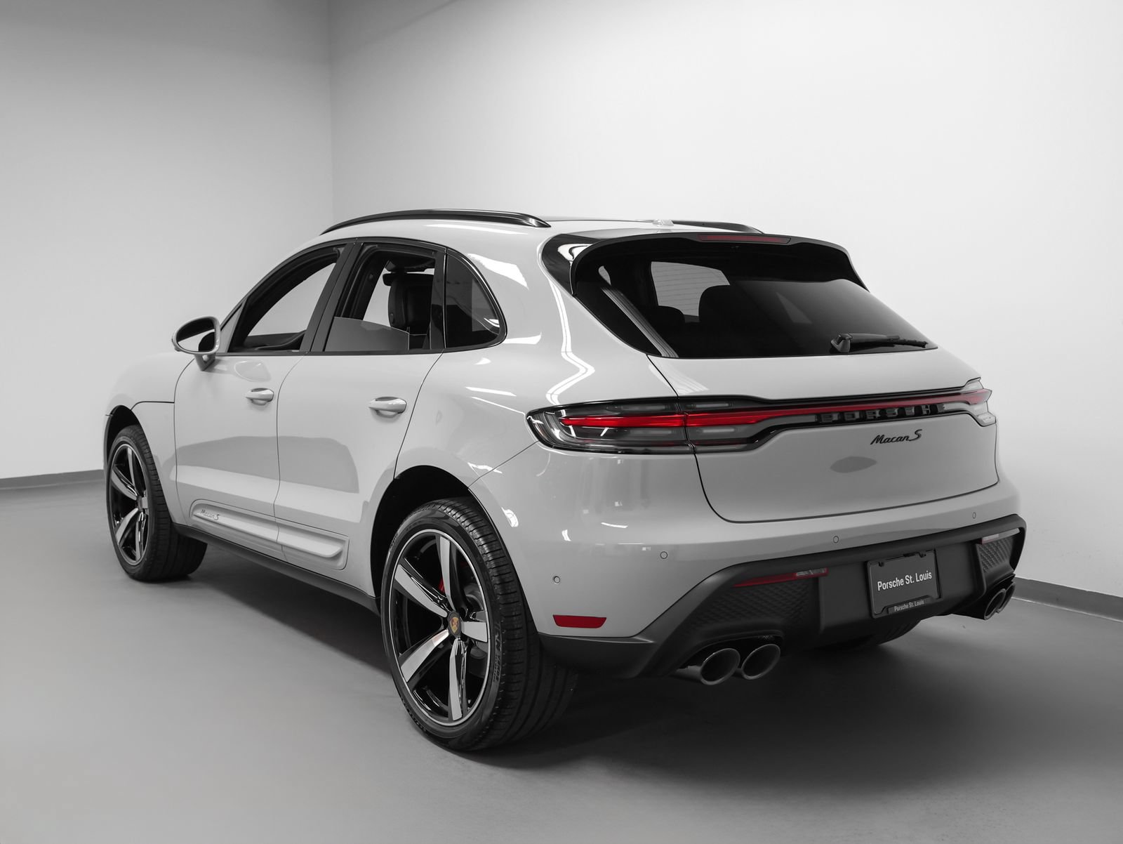 New 2026 Porsche Macan S AWD/4WD image 3