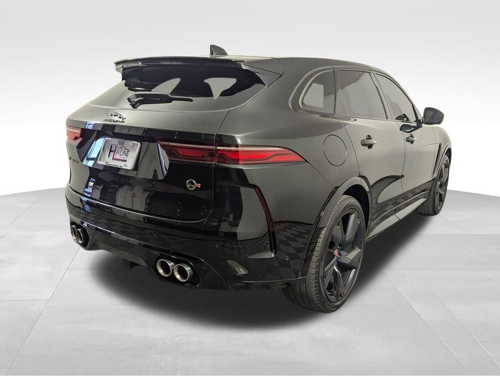 Used 2022 Jaguar F-PACE SVR image 23