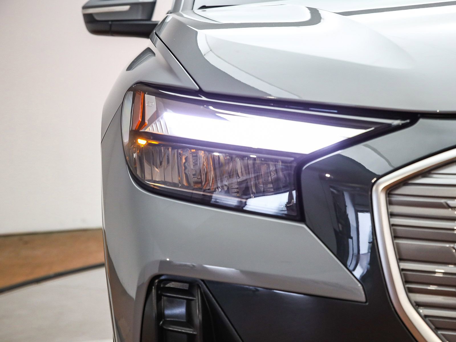 Certified 2023 Audi Q4 e-tron Premium Plus w/ Premium Plus image 8