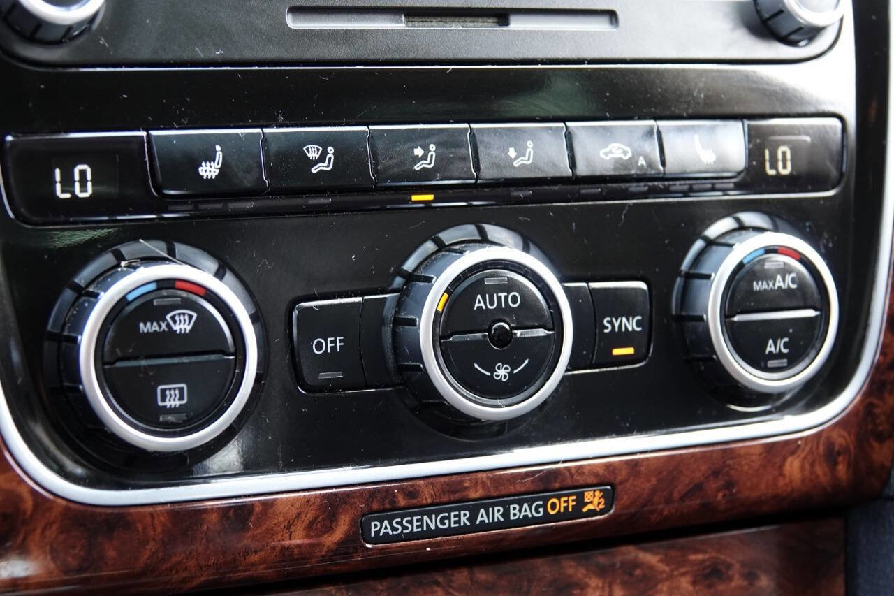 Used 2013 Volkswagen Passat TDI SEL Premium image 72