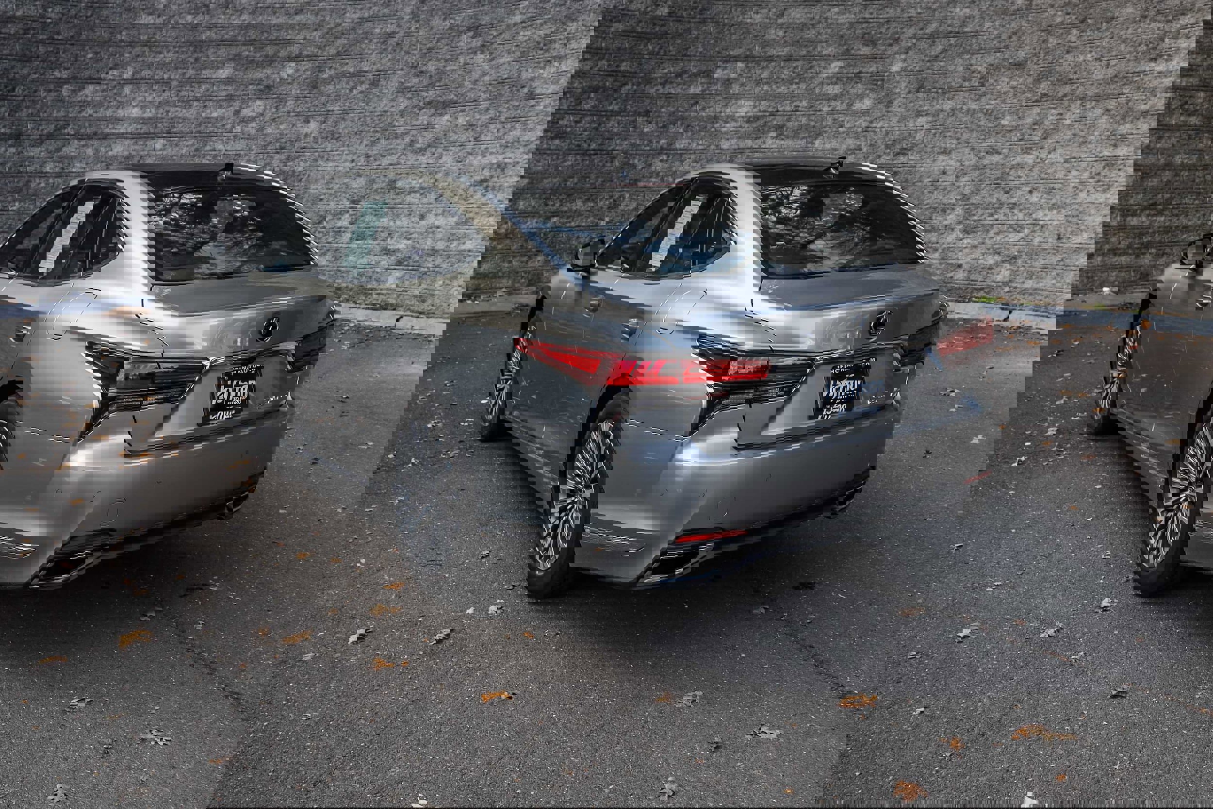 Used 2024 Lexus LS 500 AWD w/ Interior Upgrade Package image 9