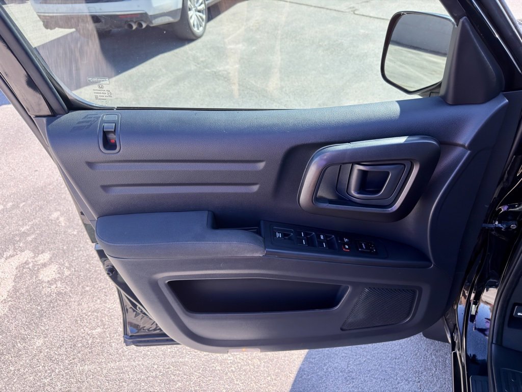 Used 2013 Honda Ridgeline Sport image 25