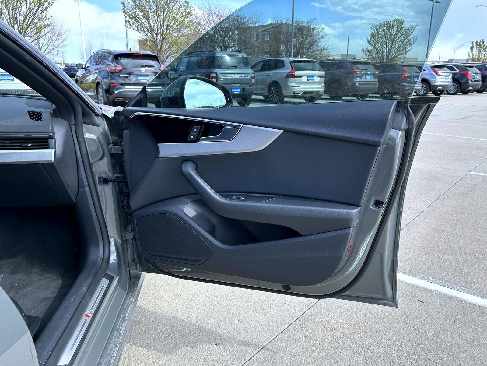 Used 2025 Audi A5 2.0T Premium Plus image 16